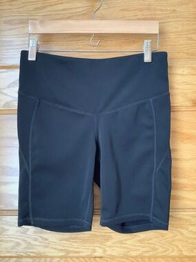 NEW BALANCE Black High-Waist Bike Shorts Size S